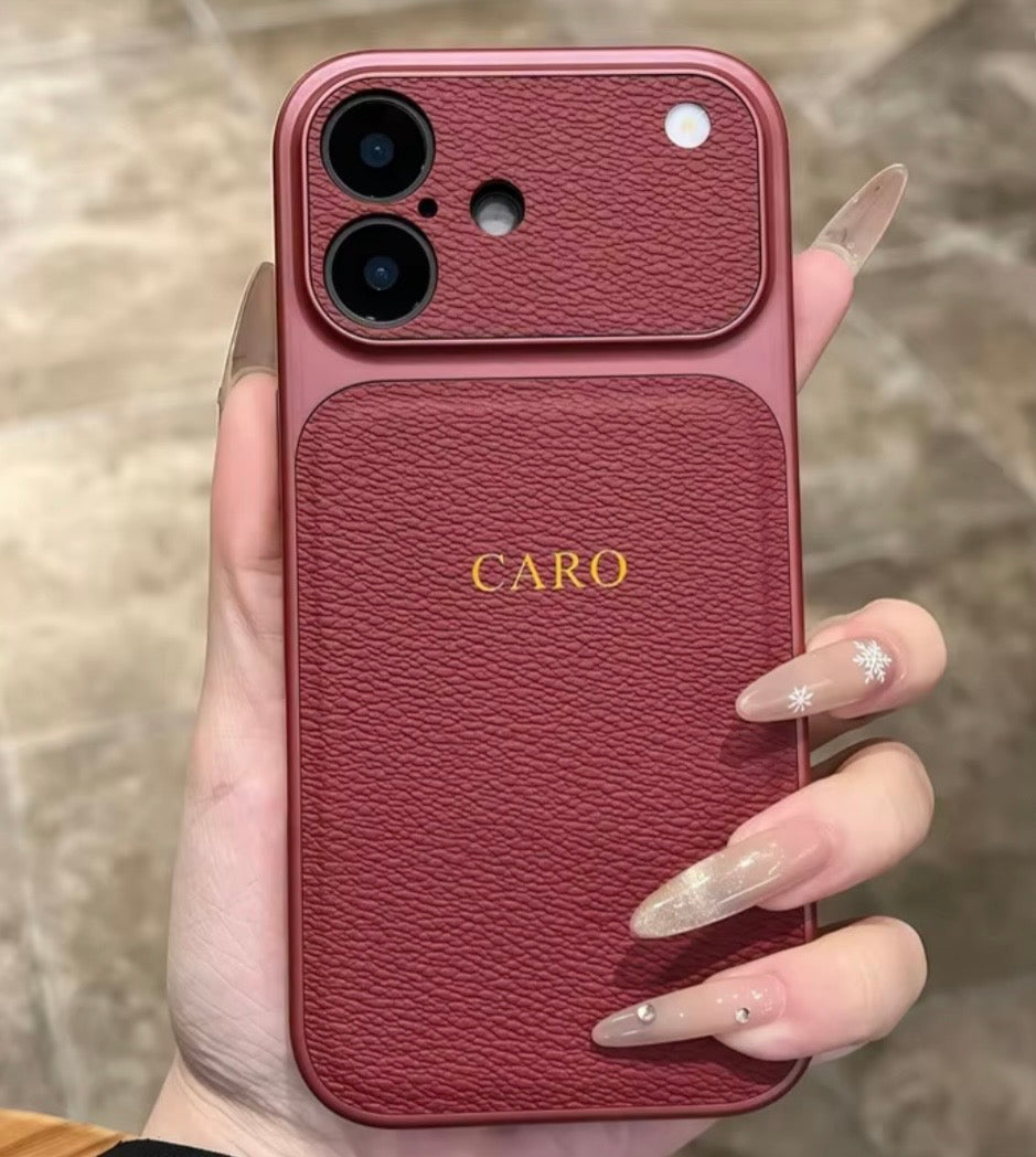 Coque iPhone en Cuir Personnalisée – Initiales Dorées