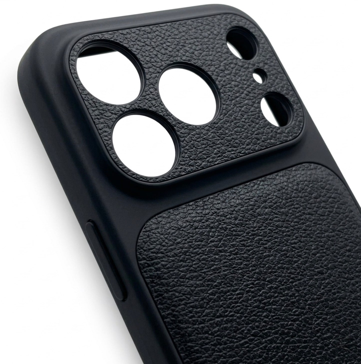 Coque iPhone en Cuir Personnalisée – Initiales Dorées